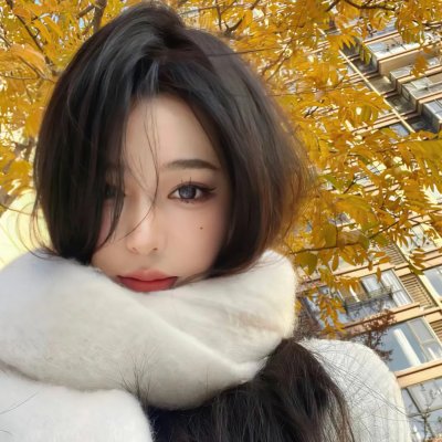 榆木湖边的房子
