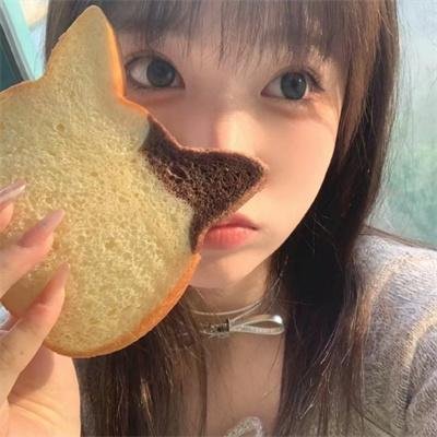 君有云